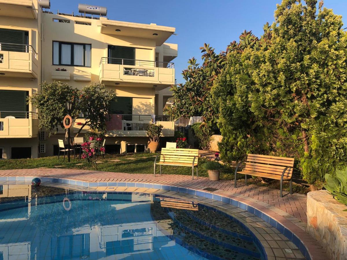 Lefka Apartments Parigoria Exterior photo